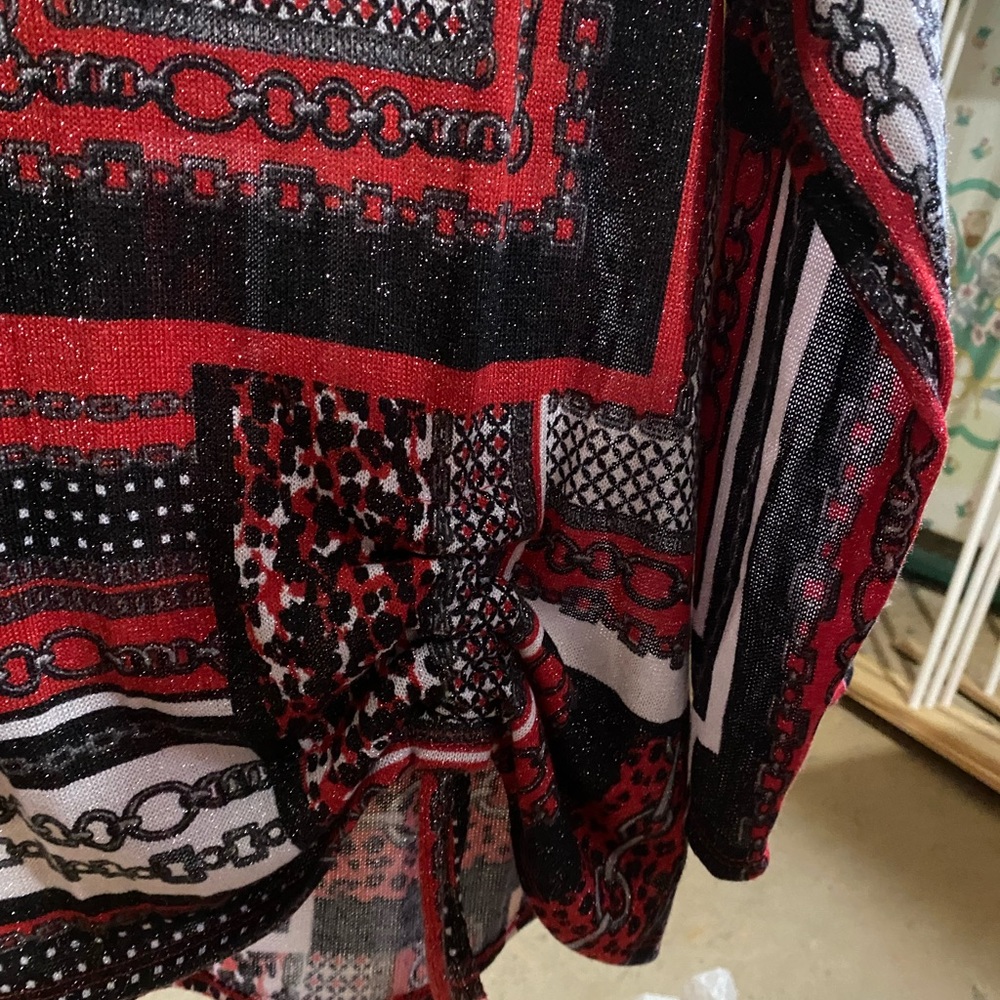 Ruby Rd. Woman’s blouse. Size LP - Picture 2 of 3